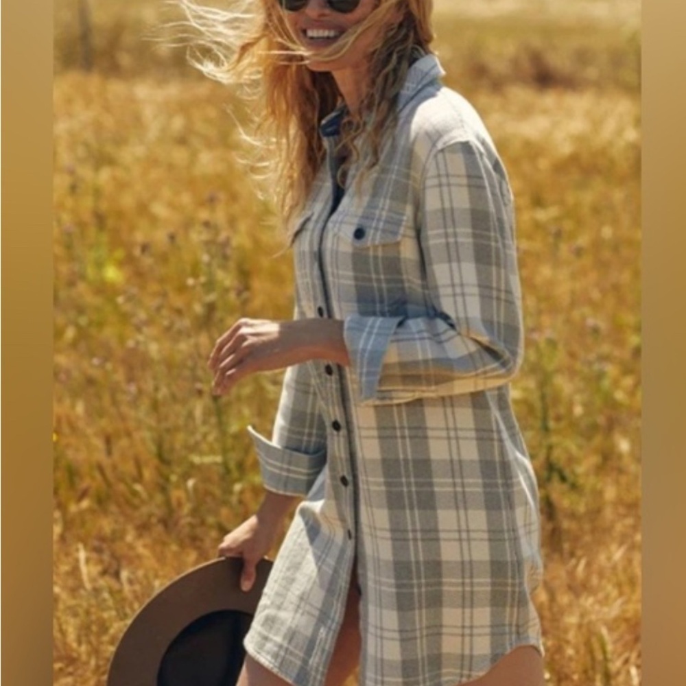 Nwot Outerknown Gray and white Plaid blanket  Shirt dress size xs